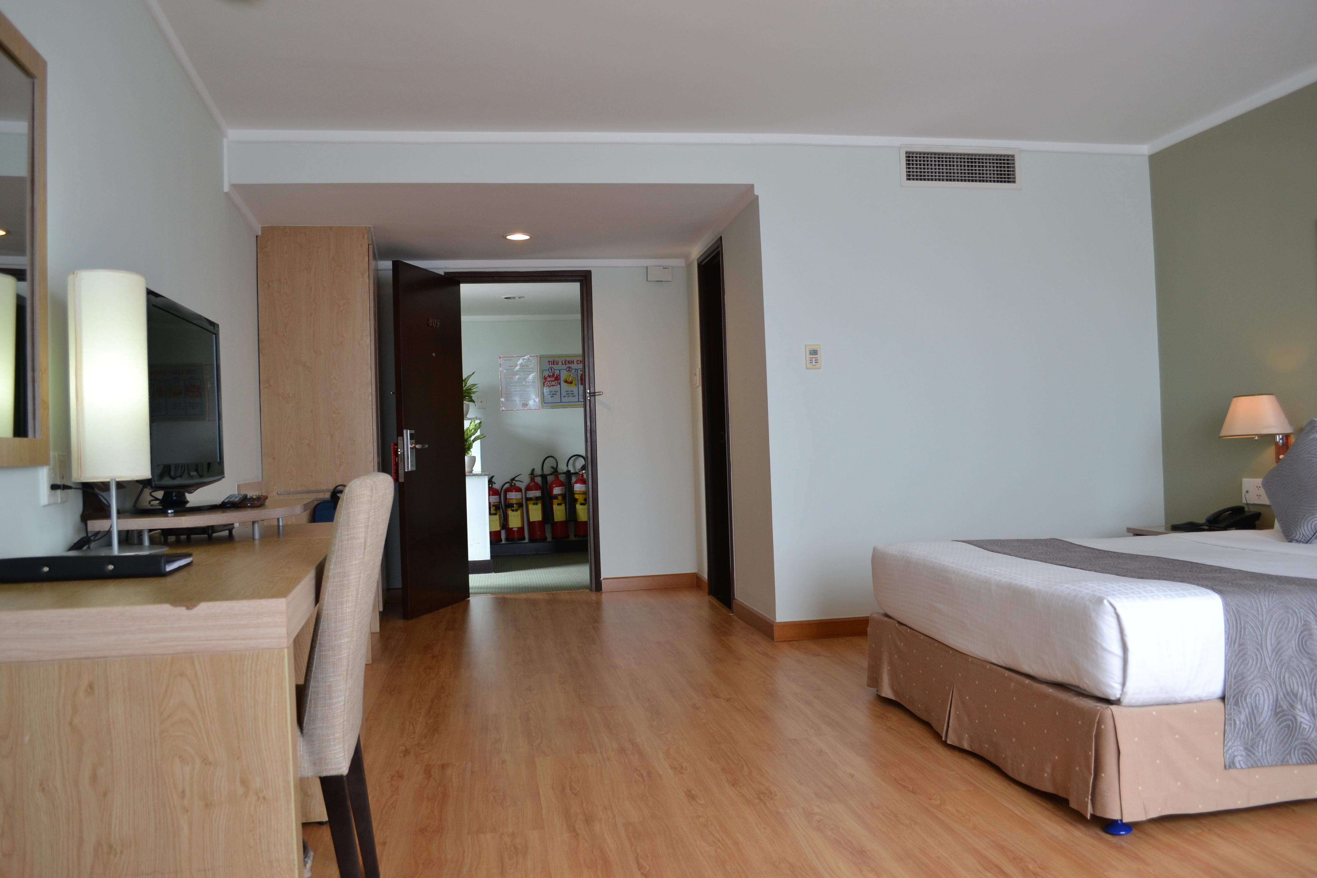 Vien Dong Hotel - Near Bui Vien Walking Street Hô Chi Minh-Ville Extérieur photo