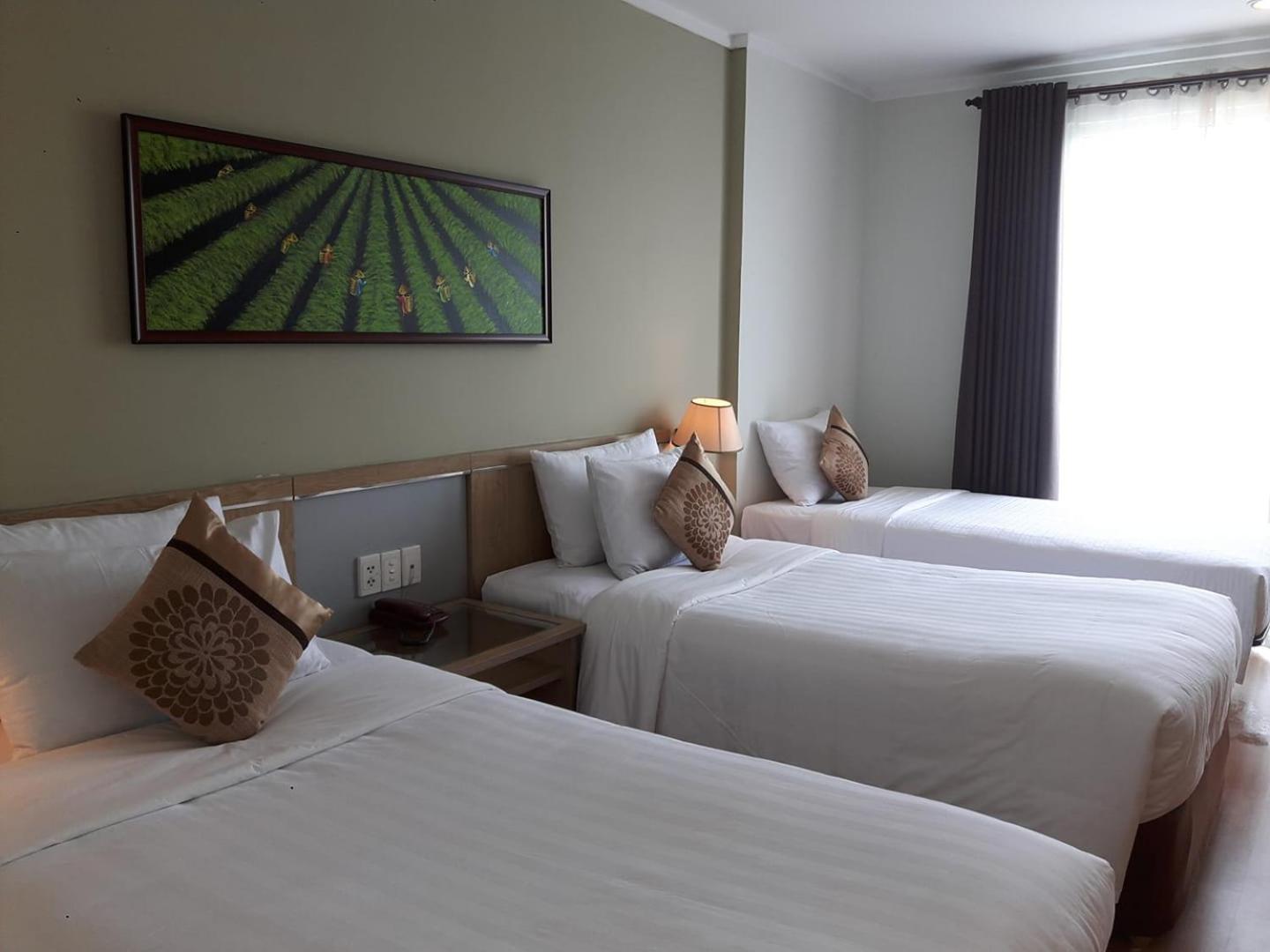 Vien Dong Hotel - Near Bui Vien Walking Street Hô Chi Minh-Ville Extérieur photo