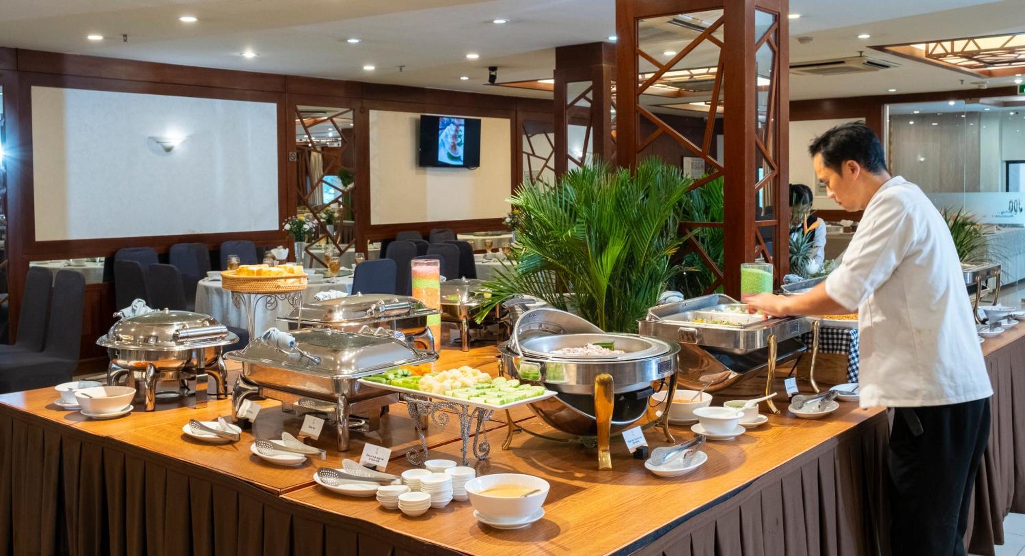 Vien Dong Hotel - Near Bui Vien Walking Street Hô Chi Minh-Ville Extérieur photo
