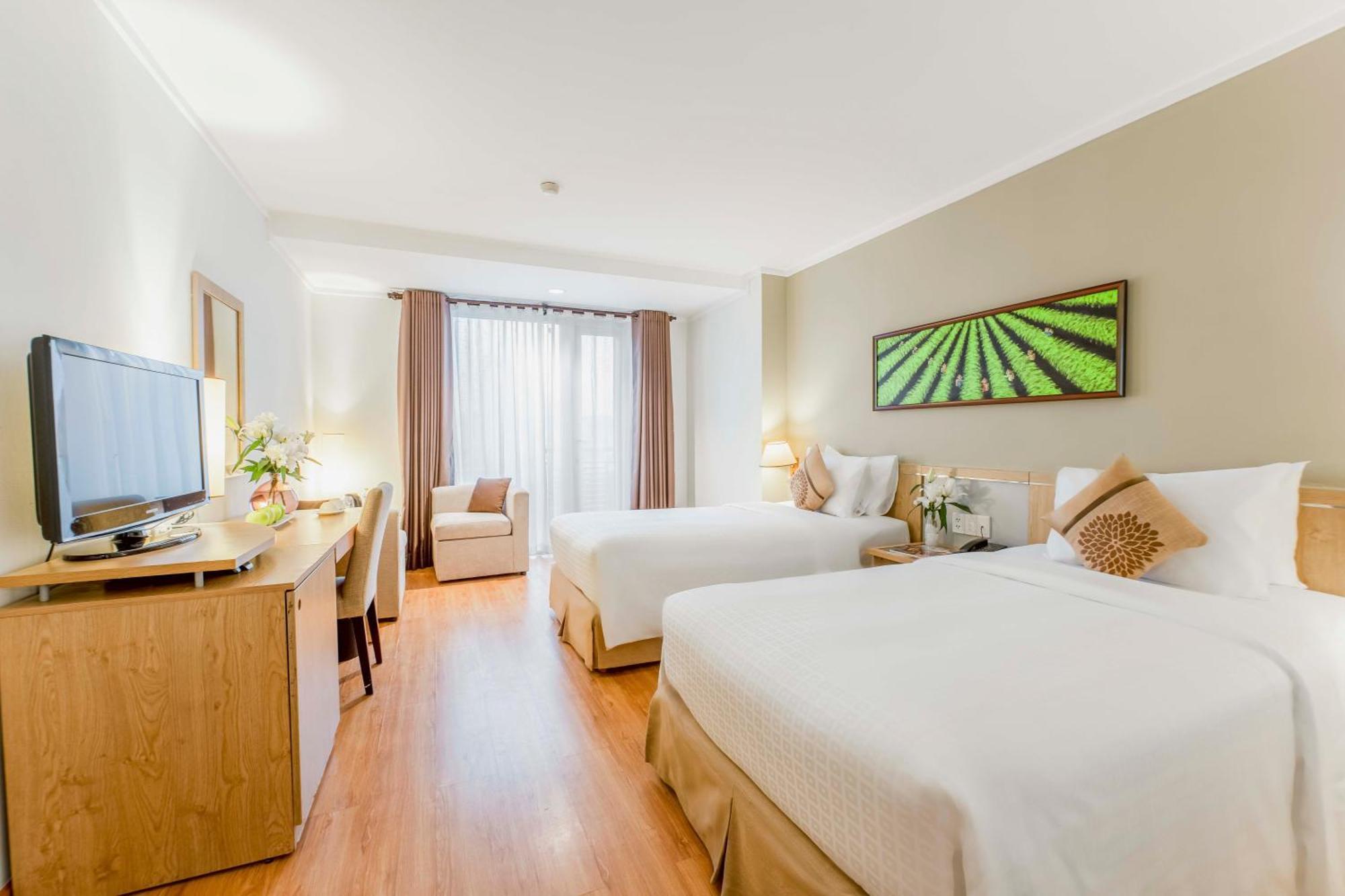 Vien Dong Hotel - Near Bui Vien Walking Street Hô Chi Minh-Ville Extérieur photo